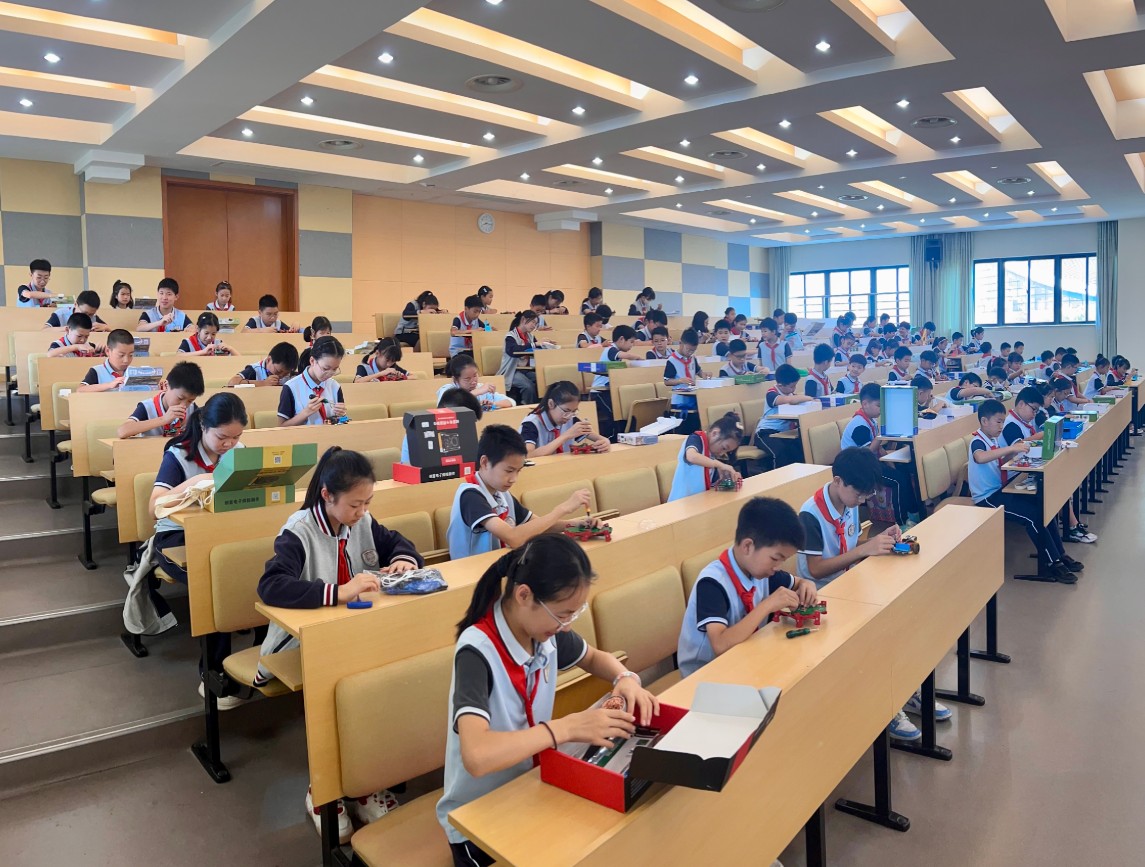 江蘇省電子制作俱樂部聯(lián)賽（蘇州吳江站）圓滿落幕 教育科技開發(fā)賦能青少年創(chuàng)新夢(mèng)想