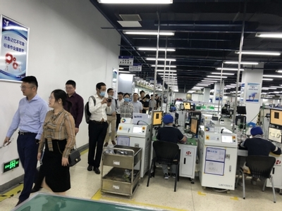 活動(dòng)回顧 | 校友科技創(chuàng)投協(xié)會(huì)走進(jìn)“南微醫(yī)學(xué)”教育科技開發(fā)